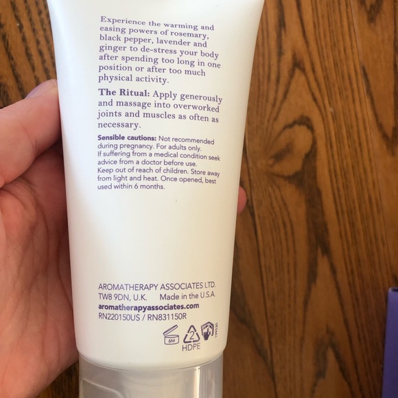 Aromatherapy Associates London De-stress Muscle Gel 150ml new no box - Picture 3 of 4